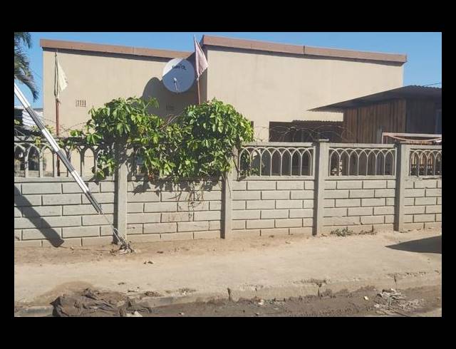 3 BEDROOM HOUSE FOR SALE IN CLAIRWOOD